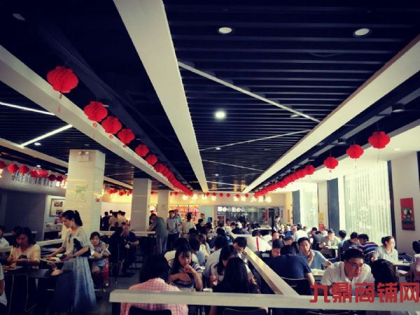 ��ɽ�����ؽ���������ת��ʵ��ͼƬ