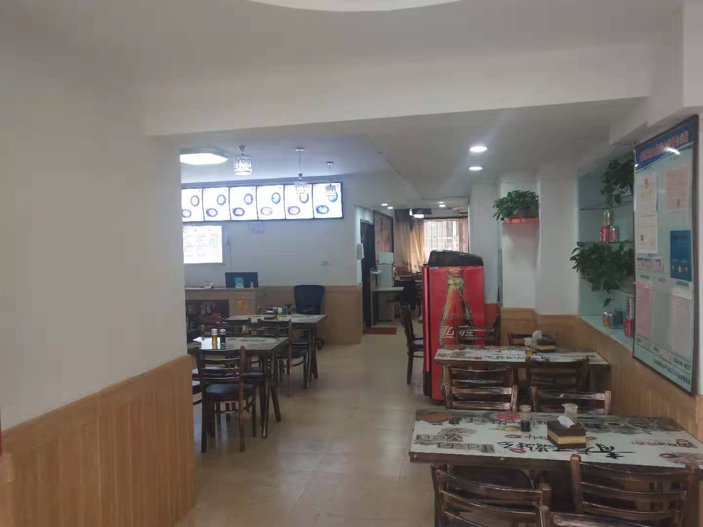 �׷۵꼱תʵ��ͼƬ