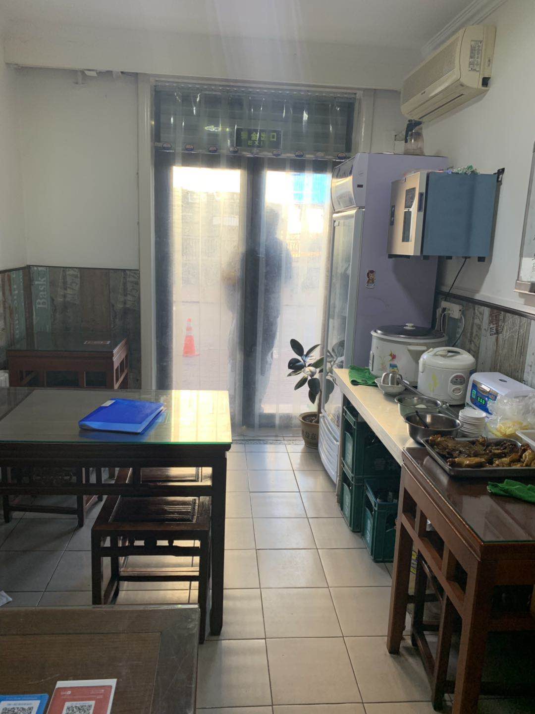 ���˼������£�������ת��ʵ��ͼƬ