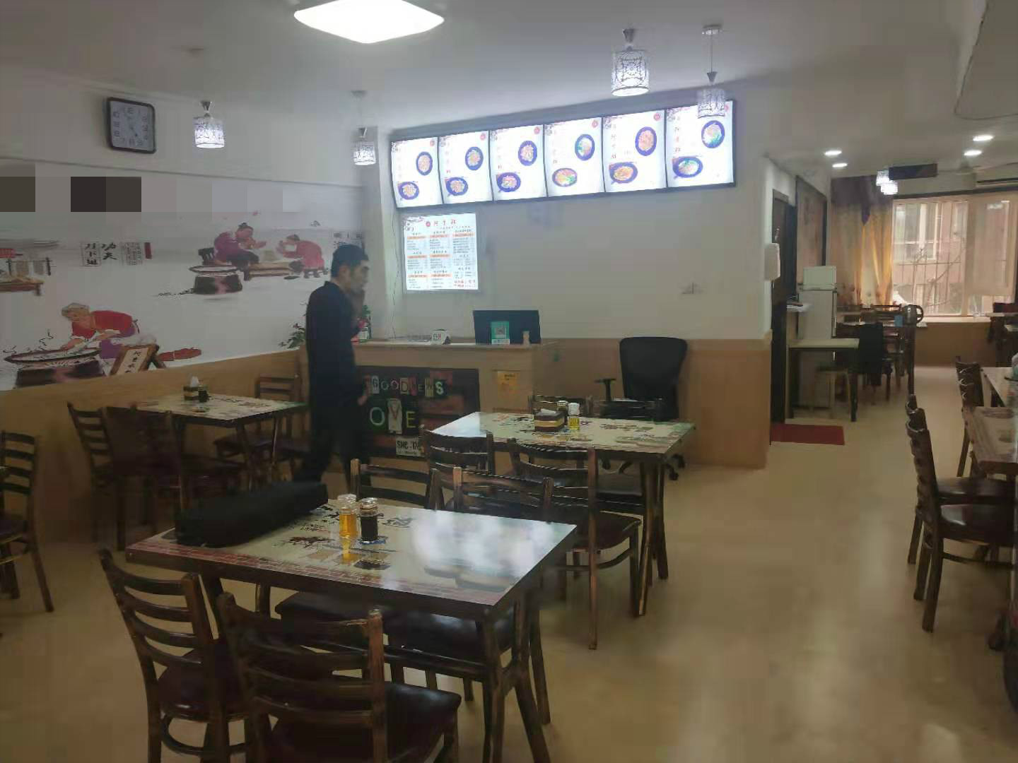 �׷۵꼱תʵ��ͼƬ