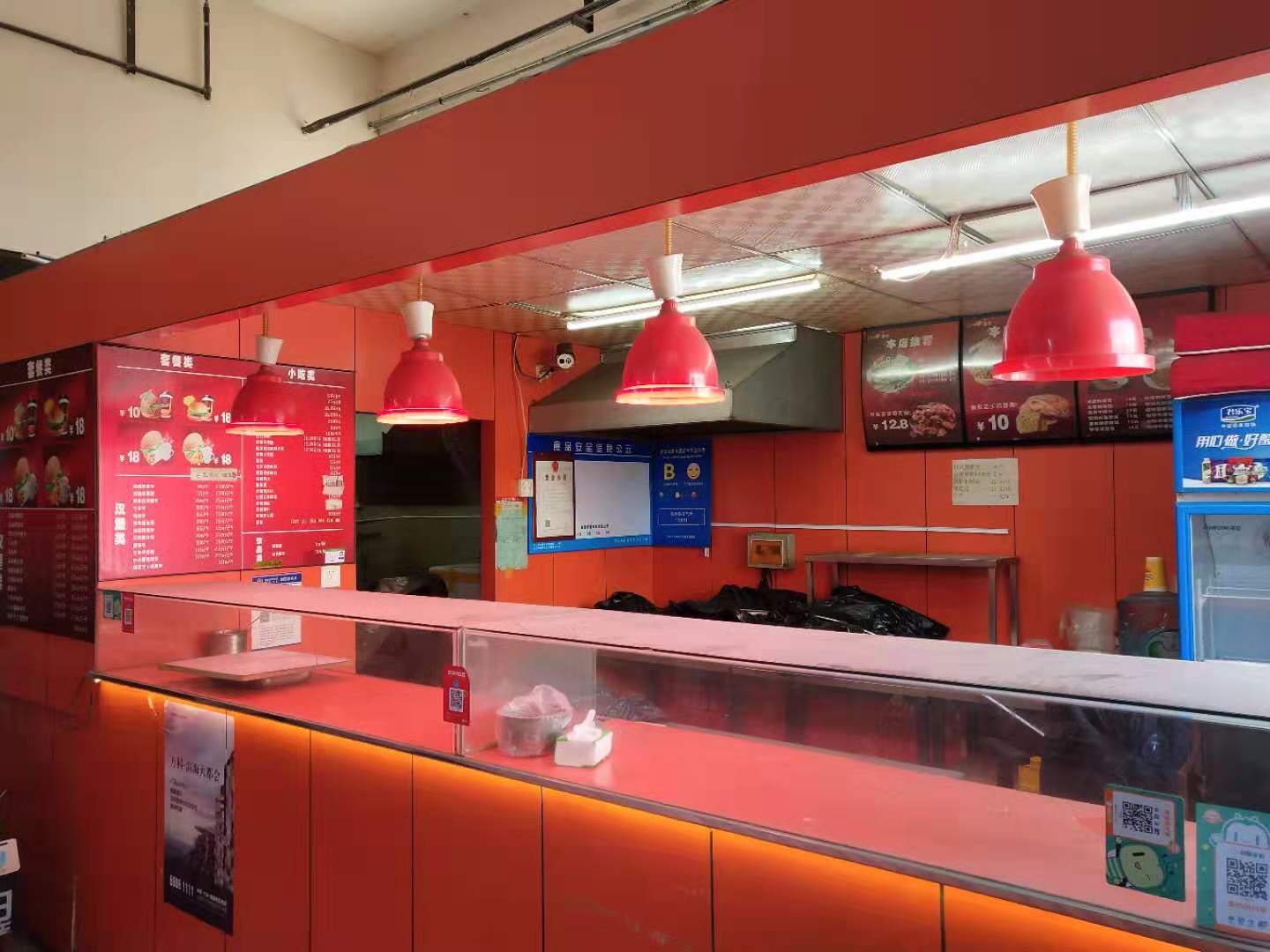 ӯ���к����꣬λ�þ��ѣ������ǳ���ʵ��ͼƬ