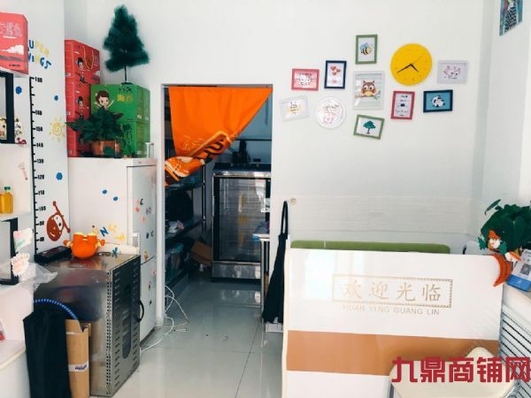 �����ٽ�Сѧ�����������󣨿�ת��ʵ��ͼƬ