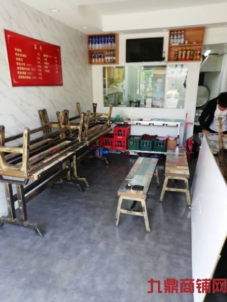 �����ٽ־�װ������ת��ʵ��ͼƬ