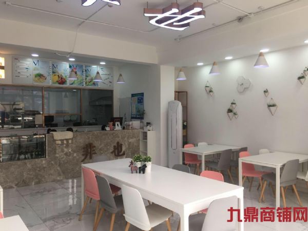 �Ѻù㳡��װ������ת��ʵ��ͼƬ