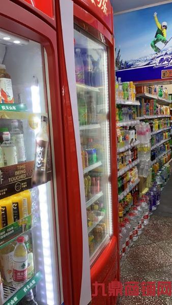 Ʒ�Ƴ���ת��ʵ��ͼƬ