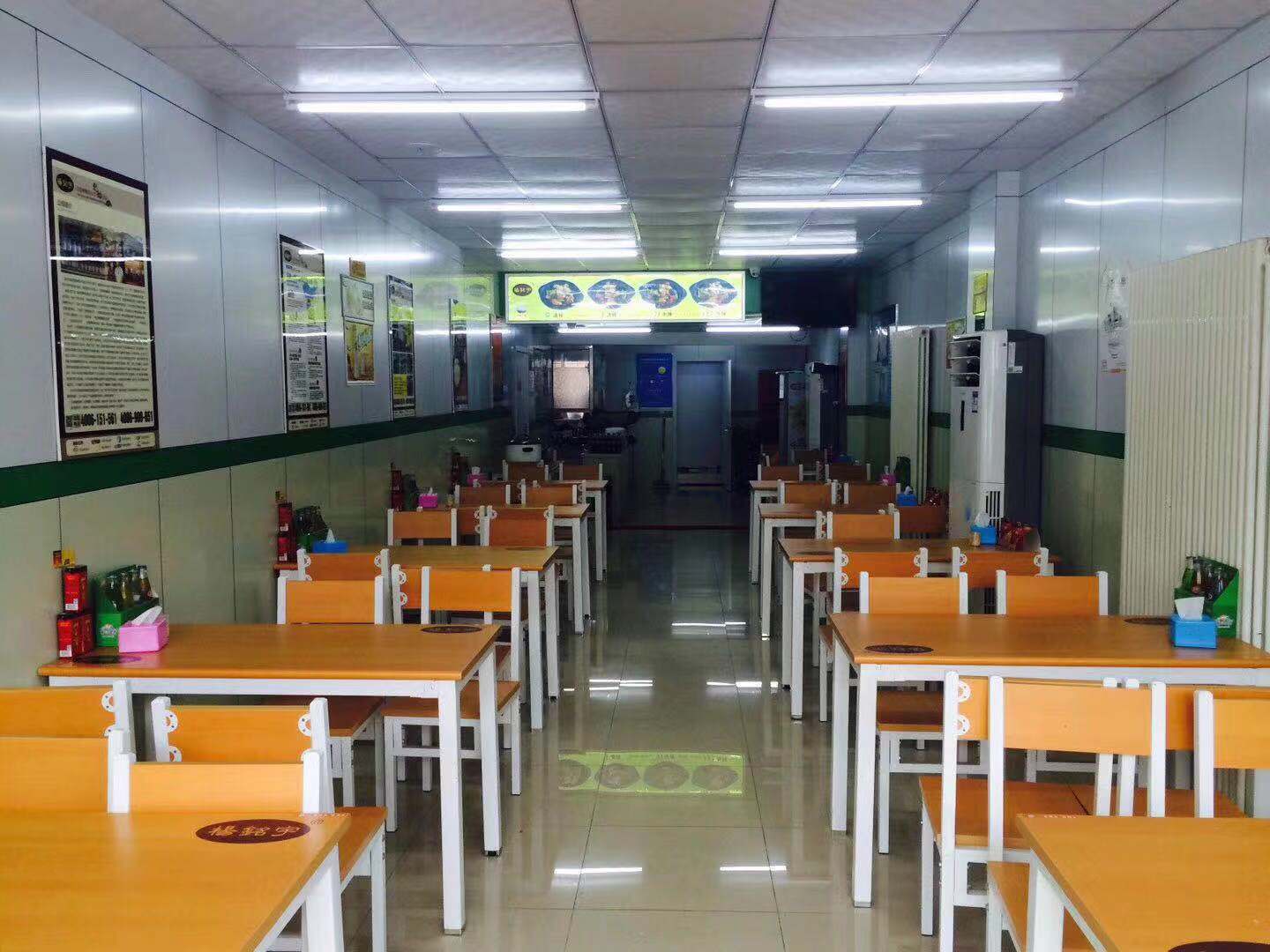 ��ҽֿ���Ծ�װ����ת��ʵ��ͼƬ