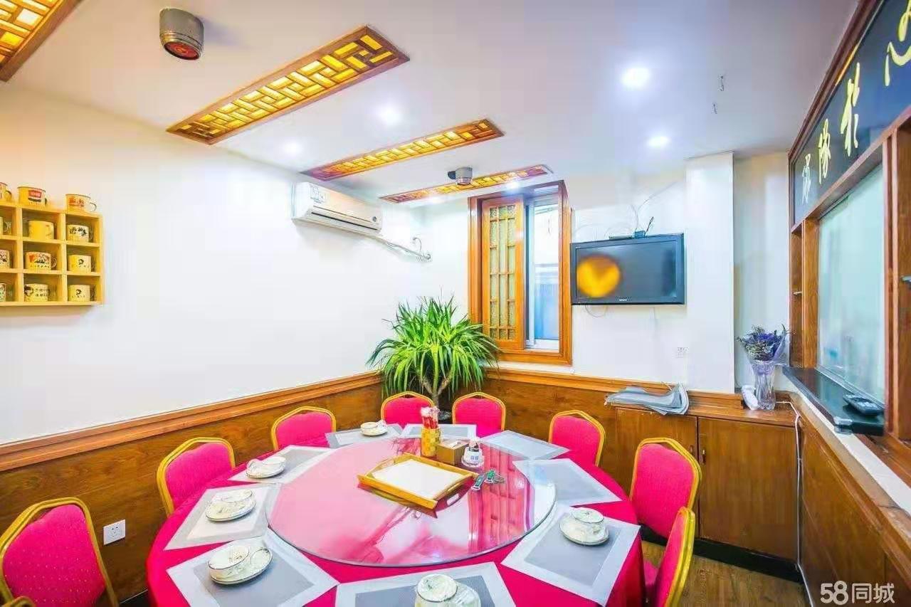 ���Ʊ��ž�װ���տ���ת��ʵ��ͼƬ