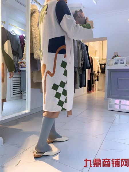 ��װ�޷�װ��ת��ʵ��ͼƬ