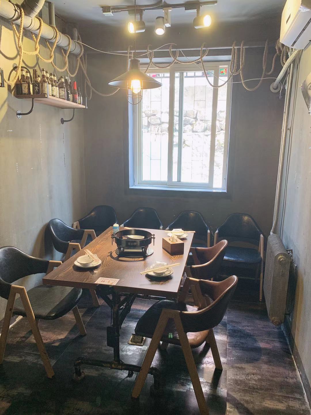 (ת�ã������ٽ־�װ�޵���ת��ʵ��ͼƬ