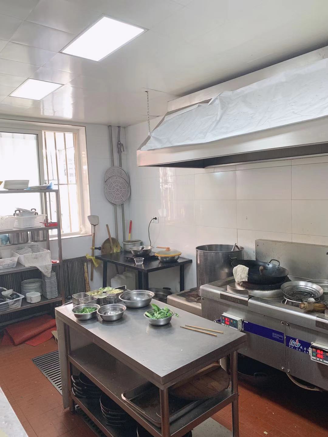 (ת�ã������ٽ־�װ�޵���ת��ʵ��ͼƬ