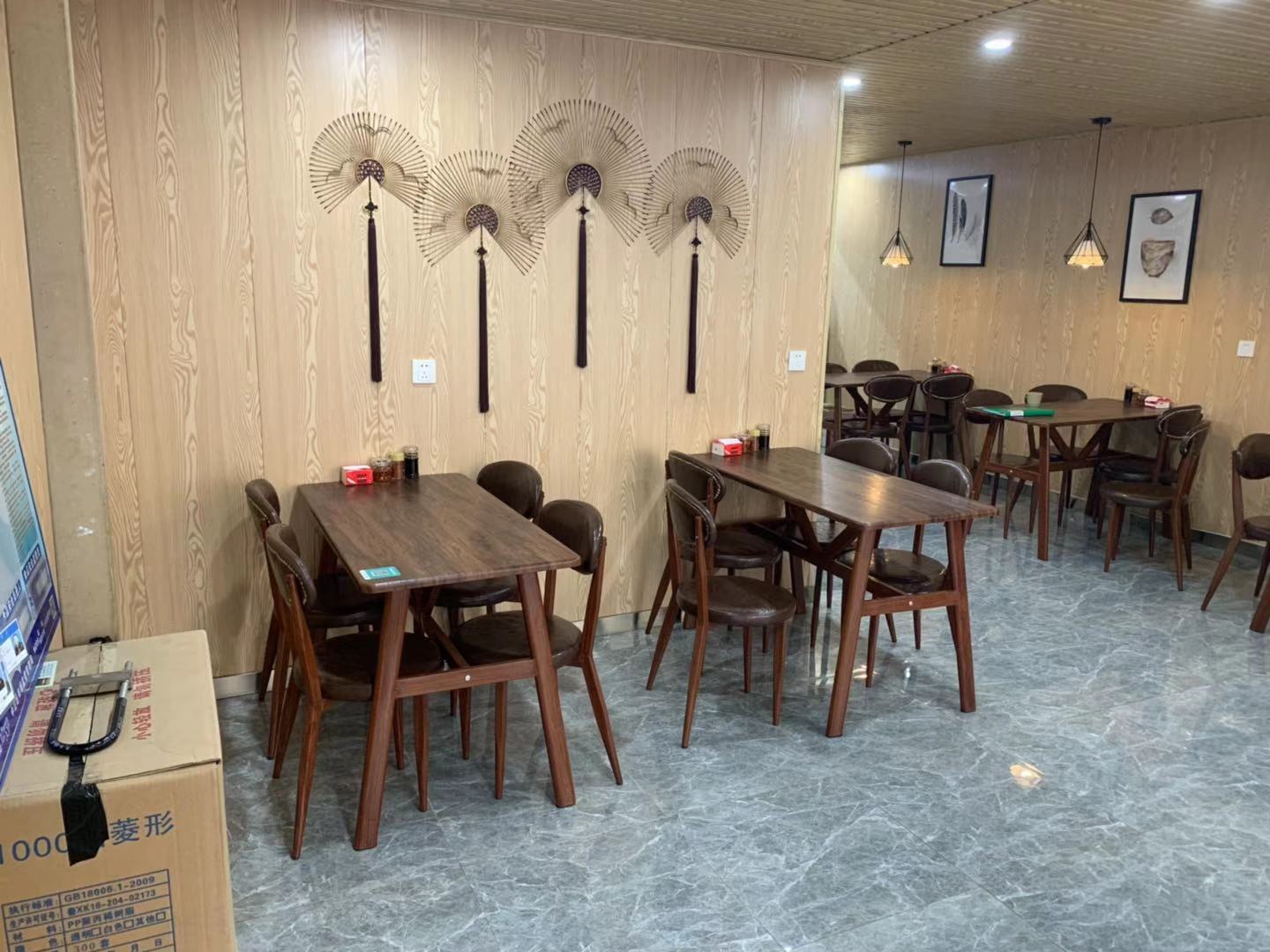 ����ת������·ȫ�¾�װ�޼���ʵ��ͼƬ