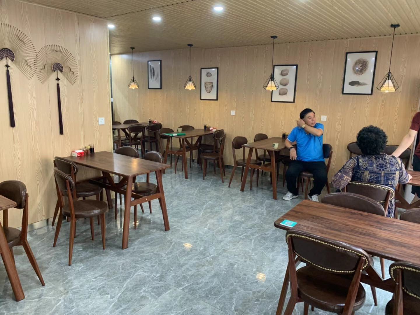 ����ת������·ȫ�¾�װ�޼���ʵ��ͼƬ