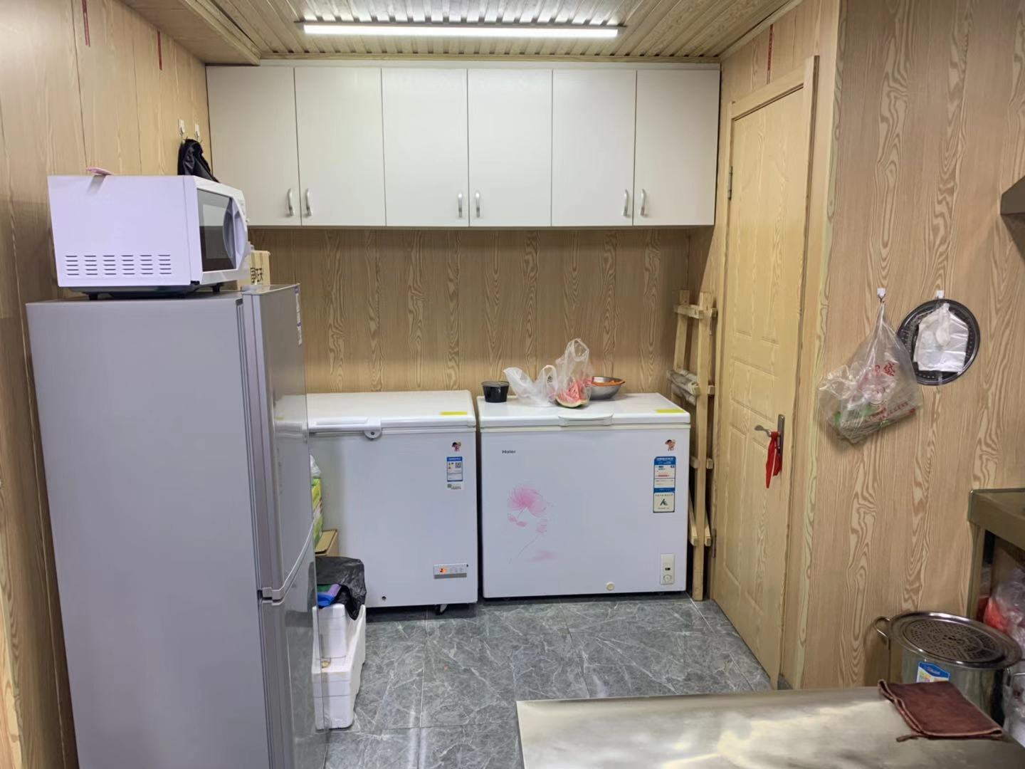 ����ת������·ȫ�¾�װ�޼���ʵ��ͼƬ