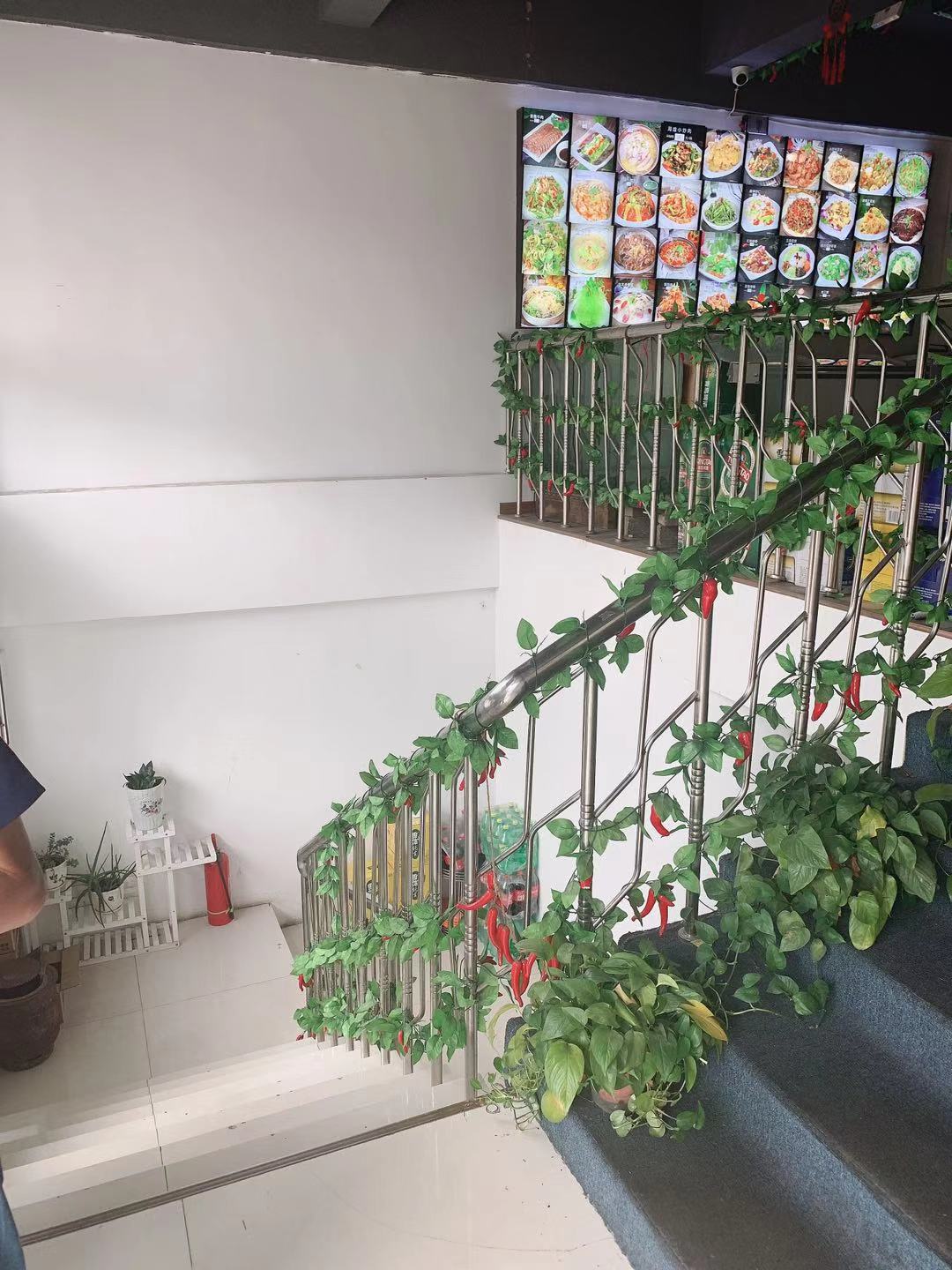 Ȫˮ�ٽ־�װ����ת��ʵ��ͼƬ