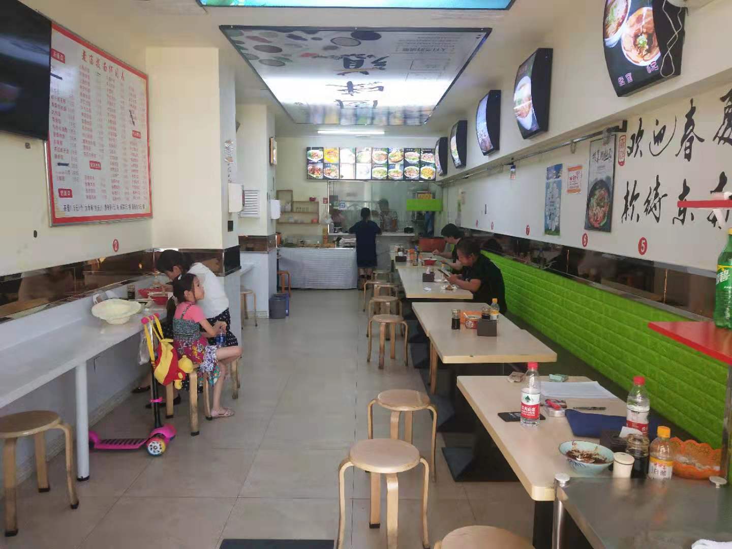 ��ɽ�ٽ�Ʒ�����ת��ʵ��ͼƬ