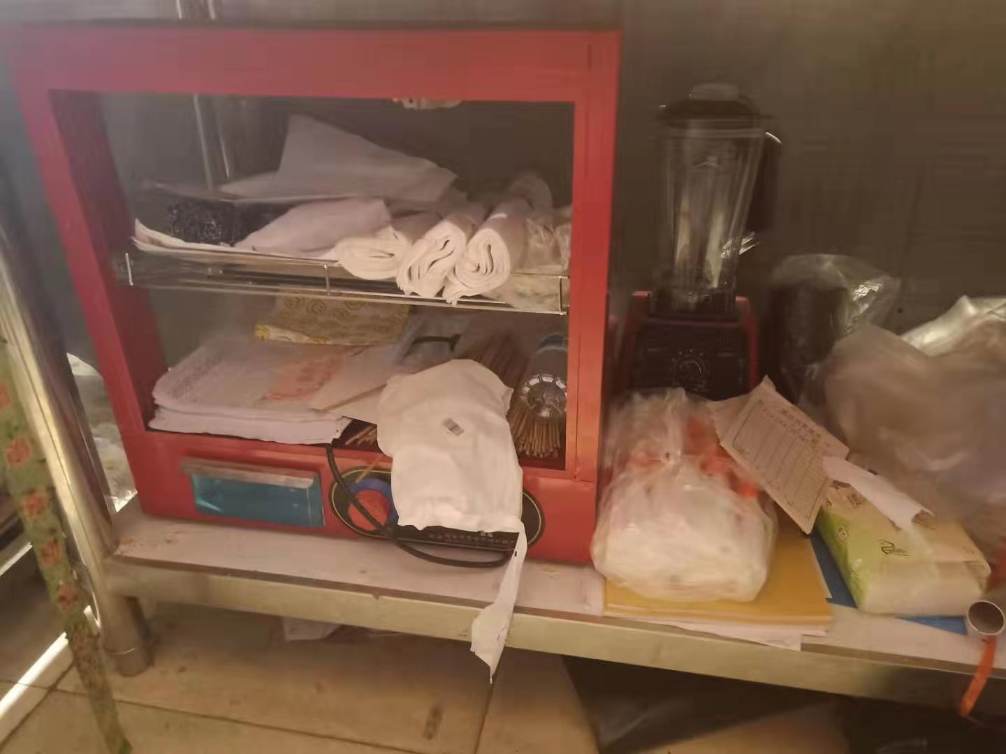 �����ٽ�ζ��������ʵ��ͼƬ