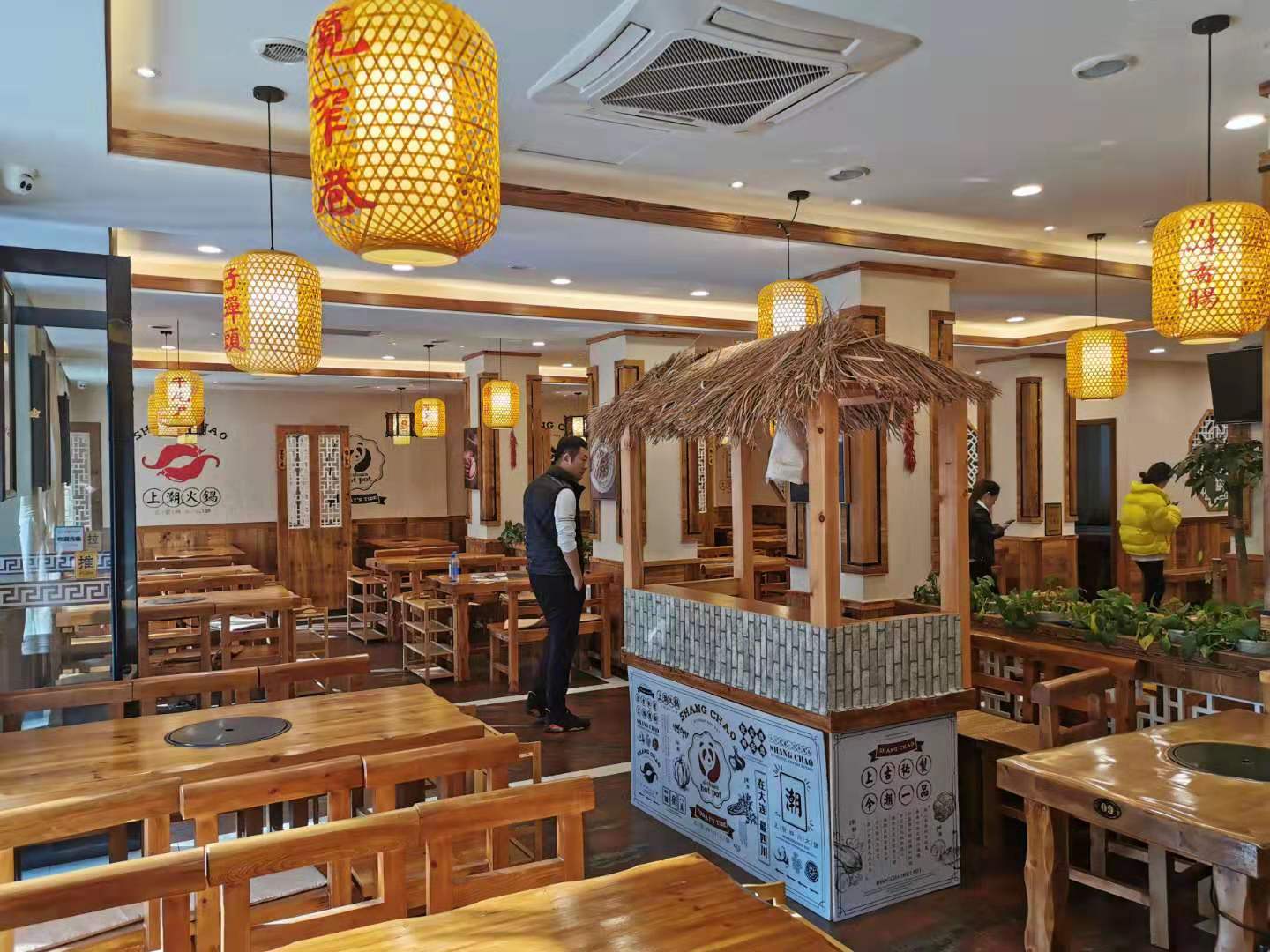 (ת��) ���߹㳡��·25����ͷʵ��ͼƬ