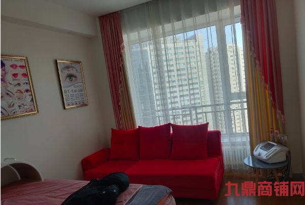 ��תɳ�ӿ�������·����Ժת�ã����־�ӯ�����м��±��˳���ʵ��ͼƬ