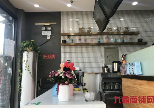 (ת��) �ʾ�����ԣ��������ң������е��̣����γ��ң����־���ʵ��ͼƬ