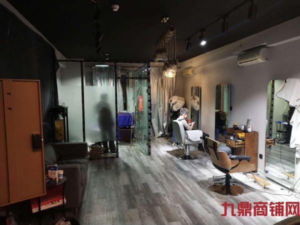 ½Ҽ��������ʵ��ͼƬ