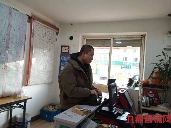 ת���ٽ��й�������Ʊ��תʵ��ͼƬ