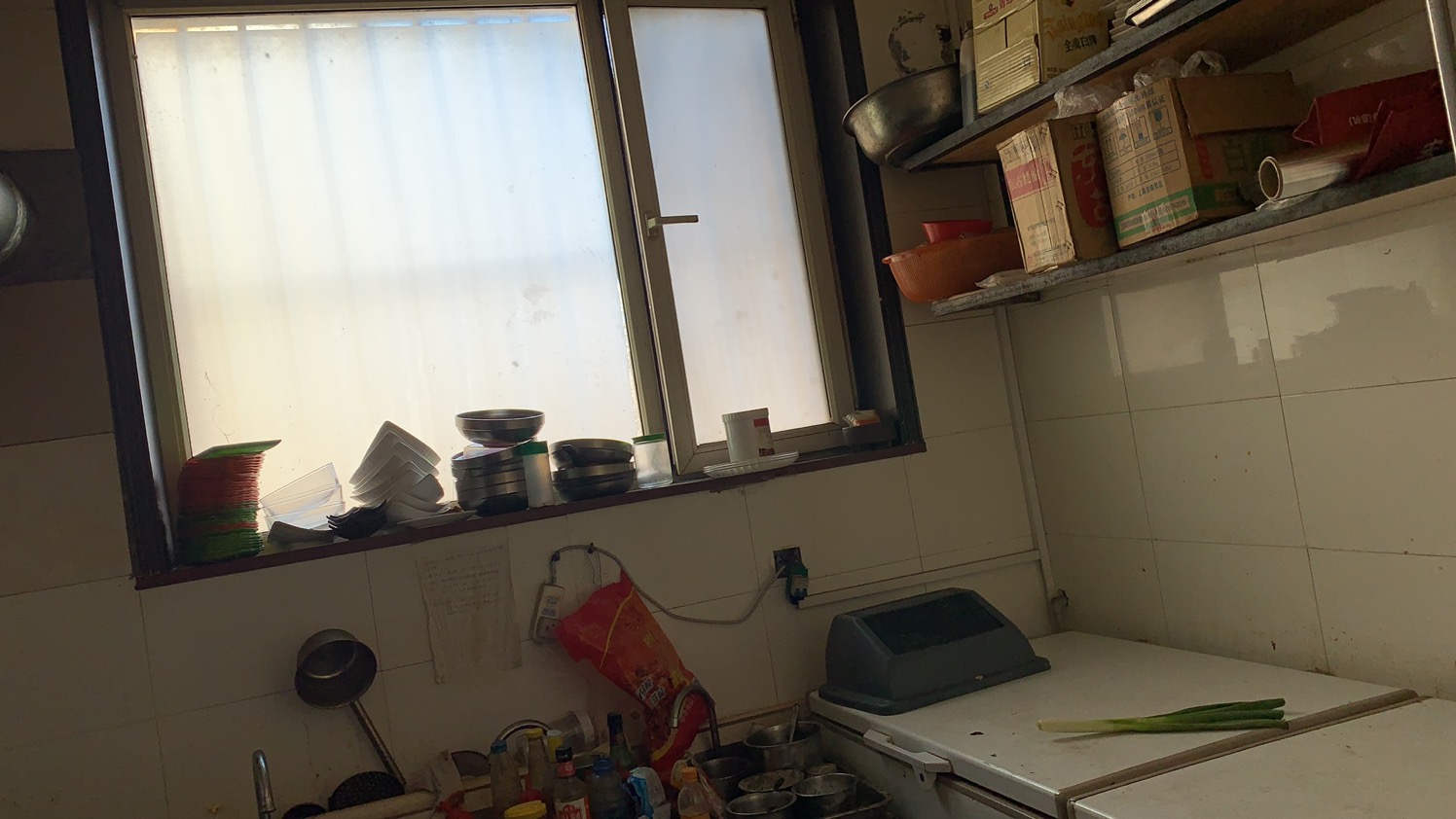 �����ٽ��տ���ת��ʵ��ͼƬ