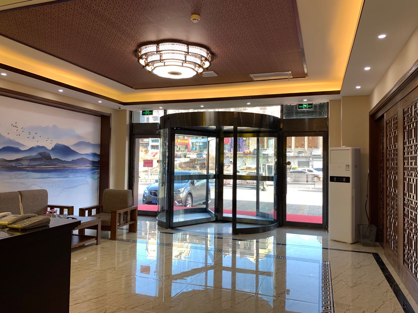 ��������������ת���ɽ��ܿ�ת��ʵ��ͼƬ