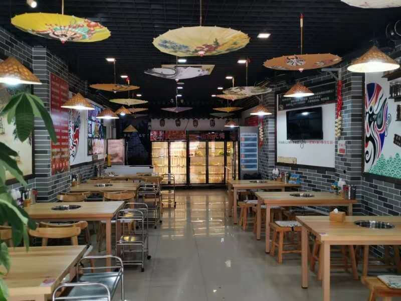 �������Ŵ���������ʵ��ͼƬ