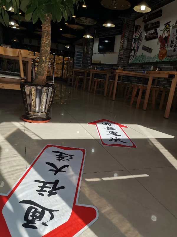 �������Ŵ���������ʵ��ͼƬ