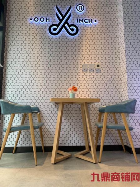 ����·����������ת��ʵ��ͼƬ