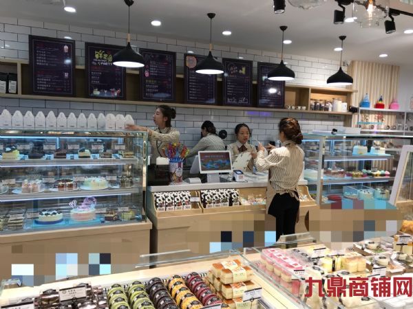 ����·��������ƽ����ת��ʵ��ͼƬ