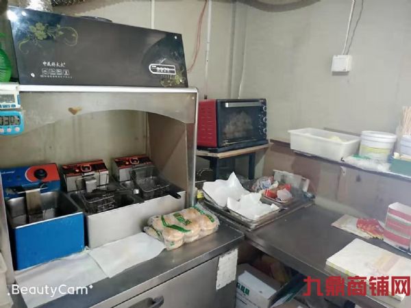 �б�����·22�������̺�������������ת��ʵ��ͼƬ