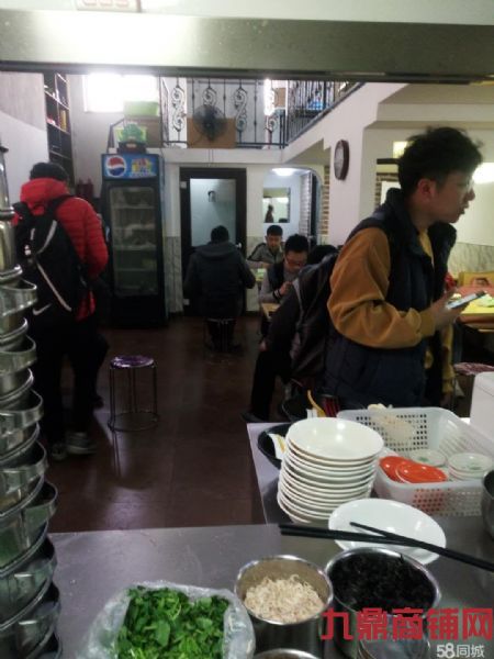 ��������ѧ������¥�£�����ͷʵ��ͼƬ