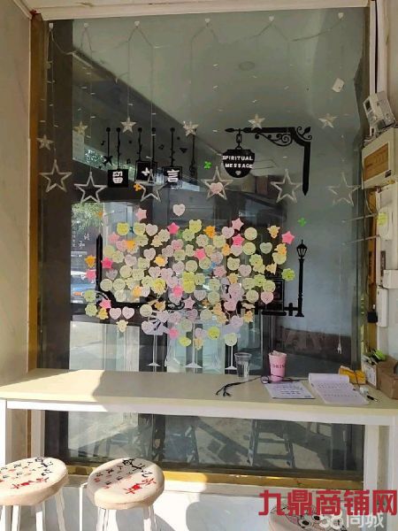 ��������� ������ʹ����ʵ��ͼƬ