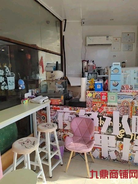 ��������� ������ʹ����ʵ��ͼƬ