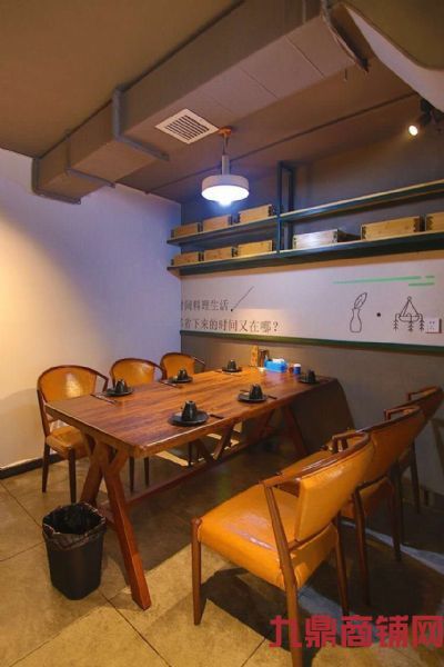 ɽ��·��Ӫ���ٽ����̳���ʵ��ͼƬ