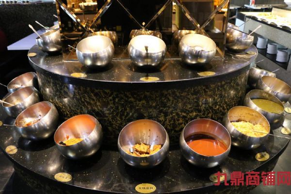 ���մ����������ʿ���ת��ʵ��ͼƬ