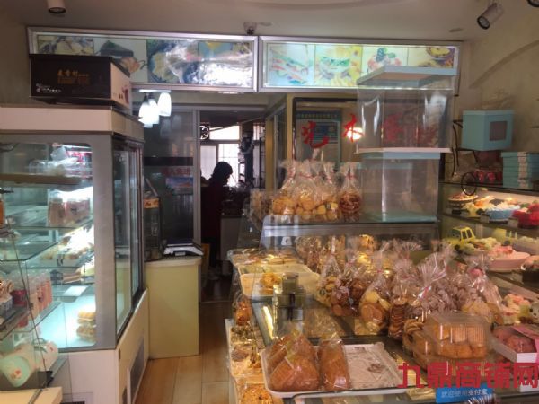 ����³Ѹ·�������ٽ�����ת��ʵ��ͼƬ