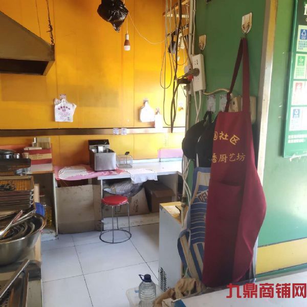 ������ը������ת��ʵ��ͼƬ