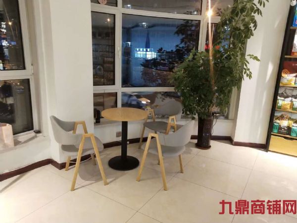 ����ɽ·�ٽֳ���꼪��ʵ��ͼƬ