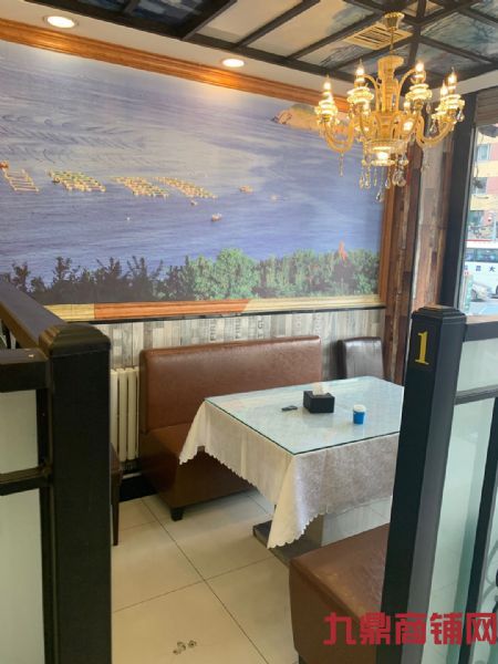 �����ٽ����̼���ʵ��ͼƬ