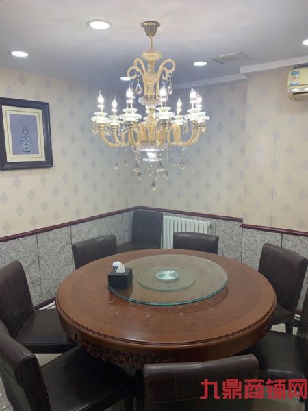 �����ٽ����̼���ʵ��ͼƬ