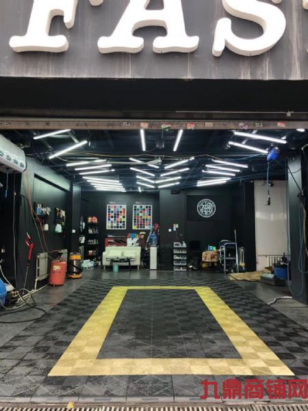 ��������ת��ʵ��ͼƬ