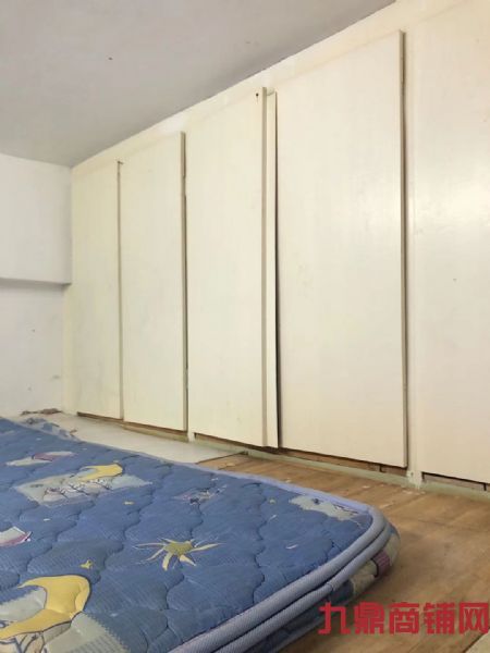 ӵ�����ֵ���ֱ��ʵ��ͼƬ