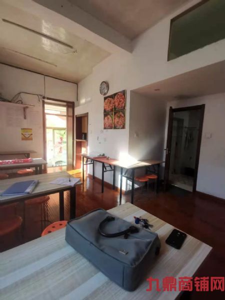 ӵ�����ֵ���ֱ��ʵ��ͼƬ