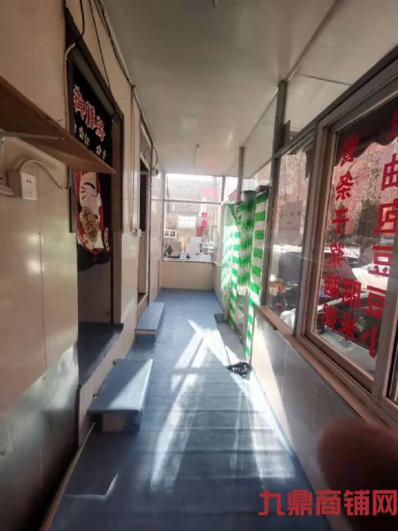 ӵ�����ֵ���ֱ��ʵ��ͼƬ