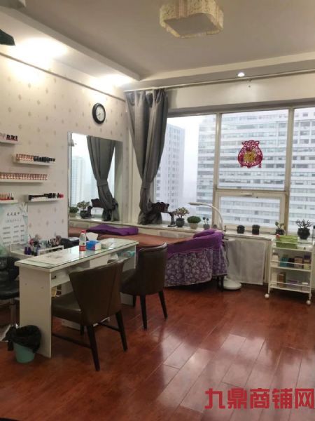 �������׵�ת��ʵ��ͼƬ