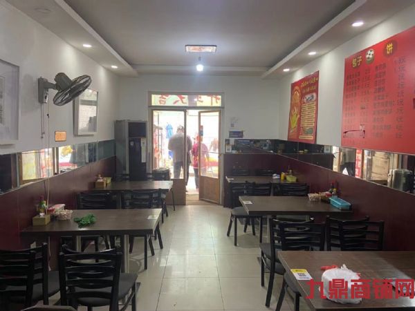 ��ɽ�㳡���������Ĳ�����ת��ʵ��ͼƬ