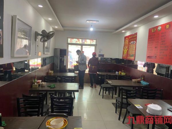 ��ɽ�㳡���������Ĳ�����ת��ʵ��ͼƬ