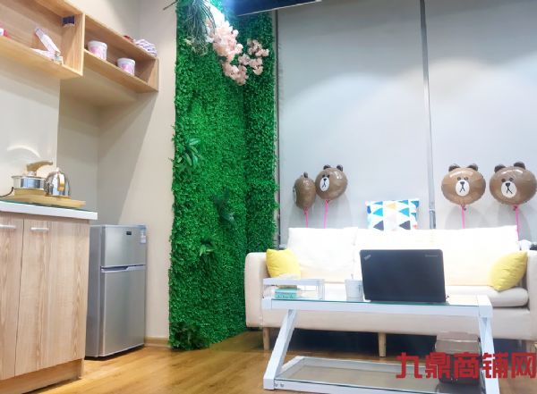 ������� �ɾ����� �ж������� һ�ۿ���ʵ��ͼƬ